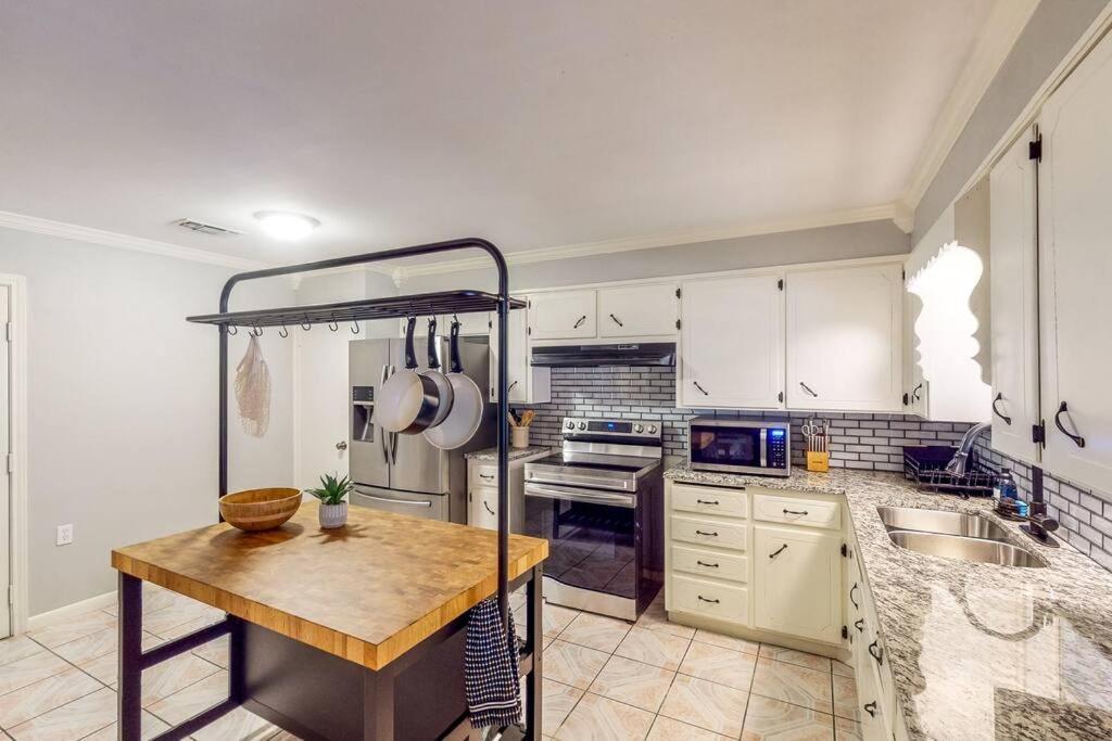 New Cozy Home 10 Min To Magnolia And Baylor Waco Esterno foto