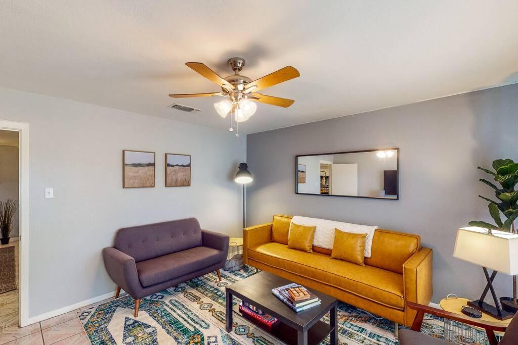 New Cozy Home 10 Min To Magnolia And Baylor Waco Esterno foto